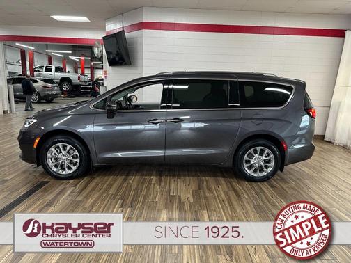 2021 Chrysler Pacifica Touring L