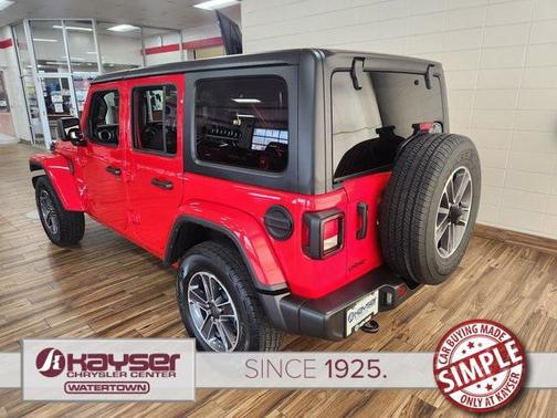 2023 Jeep Wrangler 4-Door Sahara 4x4
