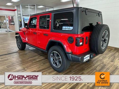 2023 Jeep Wrangler 4-Door Sahara 4x4