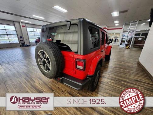 2023 Jeep Wrangler 4-Door Sahara 4x4