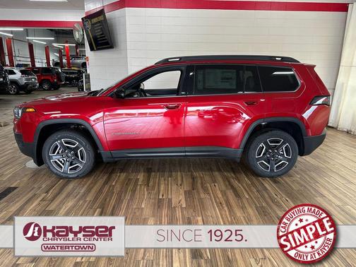 Red Hot Pearlcoat 2026 Jeep Cherokee Laredo 4x4