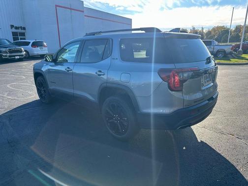 2023 GMC Acadia AWD SLE