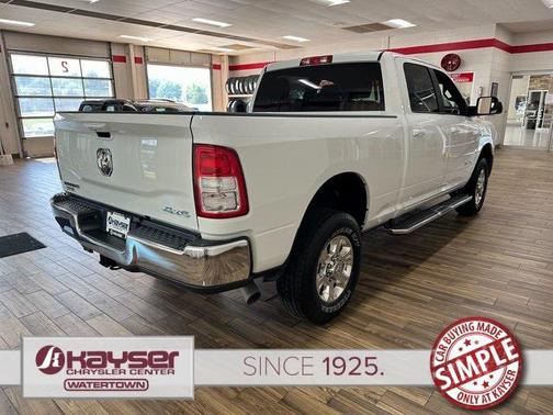 2022 RAM 2500 Big Horn Crew Cab 4x4 6'4' Box