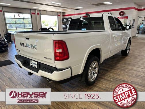 Bright White Clearcoat 2026 RAM 1500 Big Horn/Lone Star
