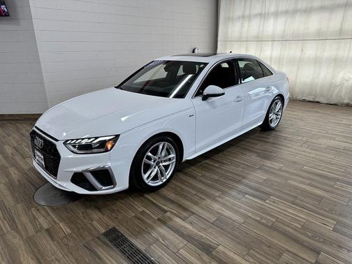 2023 Audi A4 45 S line Premium Plus