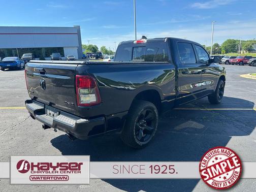 Diamond Black Crystal Pearlcoat 2019 RAM 1500 Big Horn