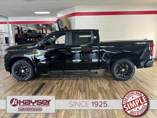 2023 Chevrolet Silverado 1500 Custom