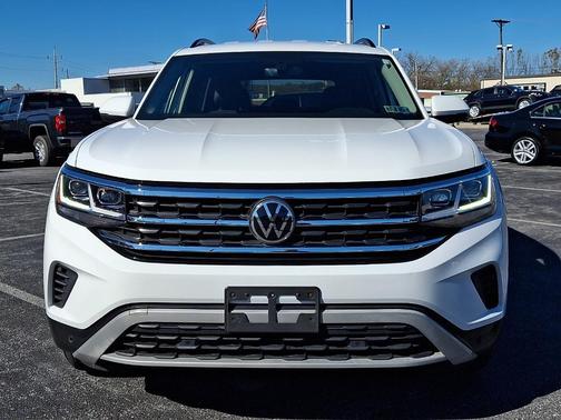 2022 Volkswagen Atlas 3.6L SE w/Technology