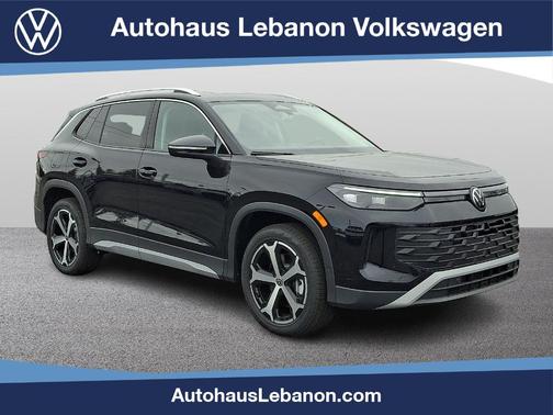 Deep Black Pearl Effect 2026 Volkswagen Tiguan 2.0T SE