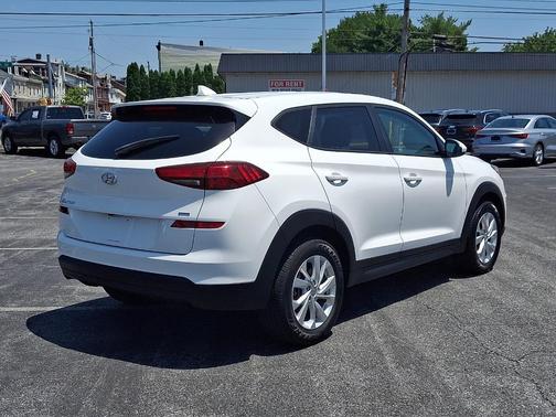 Winter White 2020 Hyundai TUCSON SE