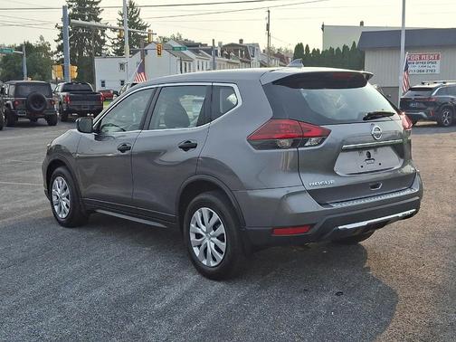 Gun Metallic 2019 Nissan Rogue S