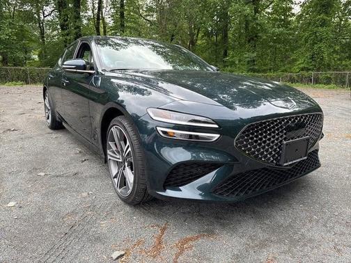 2025 Genesis G70 2.5T