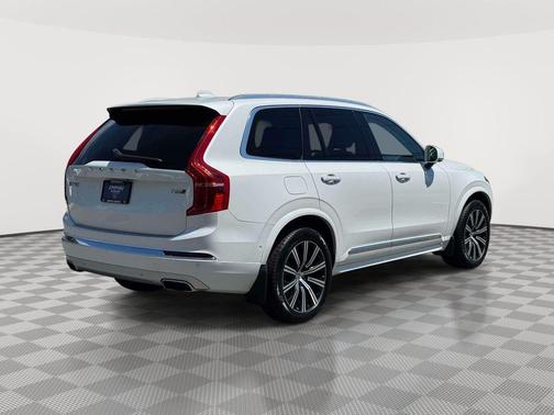 Crystal White 2020 Volvo XC90 T6 Inscription 7 Passenger