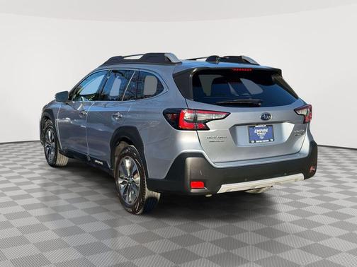 2023 Subaru Outback Touring XT