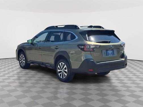 Autumn Green Metallic 2023 Subaru Outback Premium