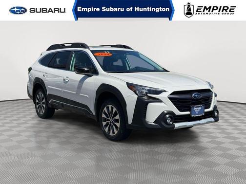 Crystal White Pearl 2024 Subaru Outback Limited
