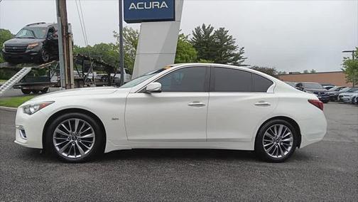 2018 INFINITI Q50 3.0t LUXE