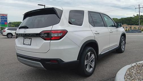 Platinum White Pearl 2024 Honda Pilot EX-L 7 Passenger