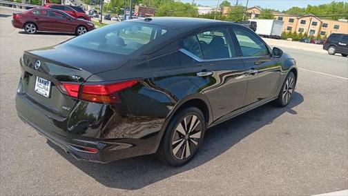 2020 Nissan Altima 2.5 SV
