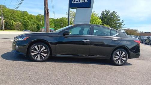 2020 Nissan Altima 2.5 SV