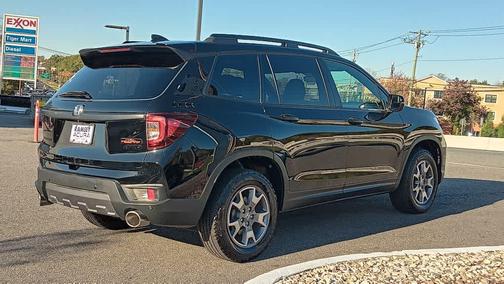 2022 Honda Passport AWD TrailSport