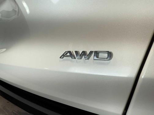 Platinum White Pearl 2026 Acura ADX w/A-Spec Package