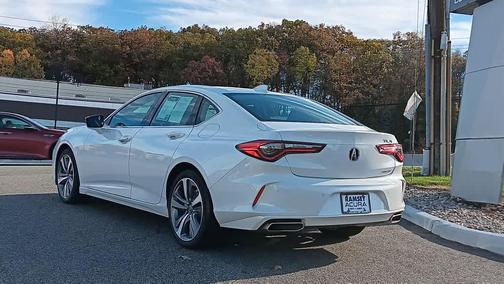 2022 Acura TLX Advance