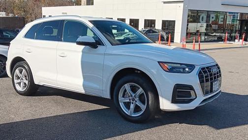 2023 Audi Q5 40 Premium