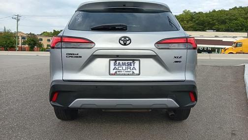 2022 Toyota Corolla Cross XLE