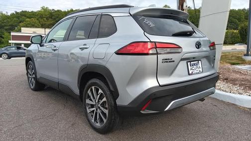 2022 Toyota Corolla Cross XLE