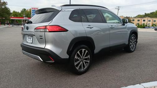 2022 Toyota Corolla Cross XLE