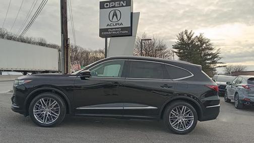 2023 Acura MDX Advance Package
