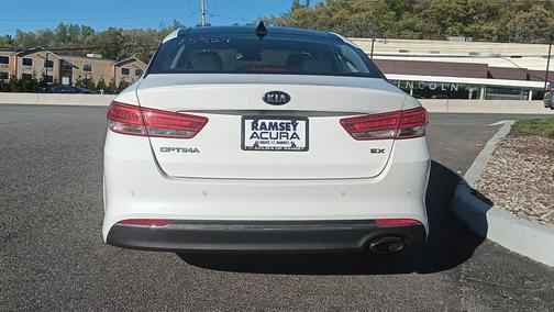 Snow White Pearl 2018 Kia Optima EX