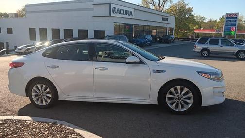 Snow White Pearl 2018 Kia Optima EX