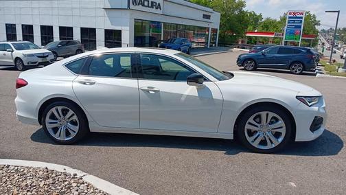 Platinum White Pearl 2022 Acura TLX Technology