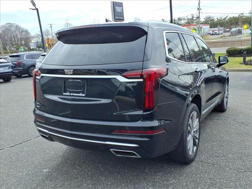 2022 Cadillac XT6 NA
