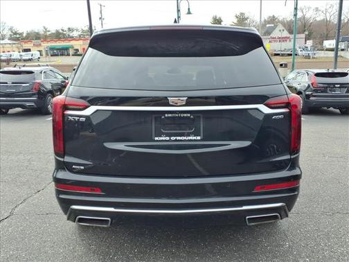 2022 Cadillac XT6 NA