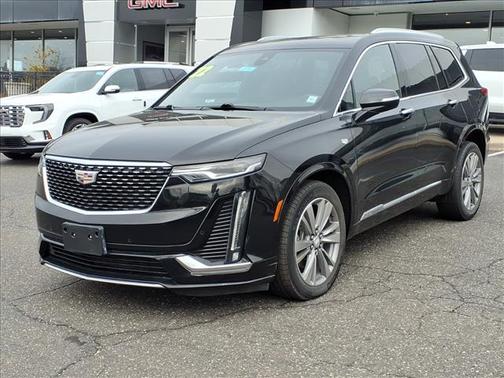 2022 Cadillac XT6 NA
