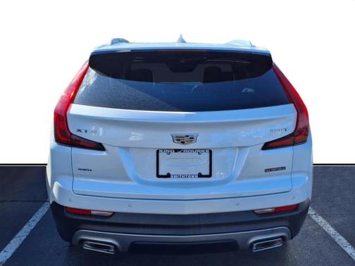 2021 Cadillac XT4 Premium Luxury