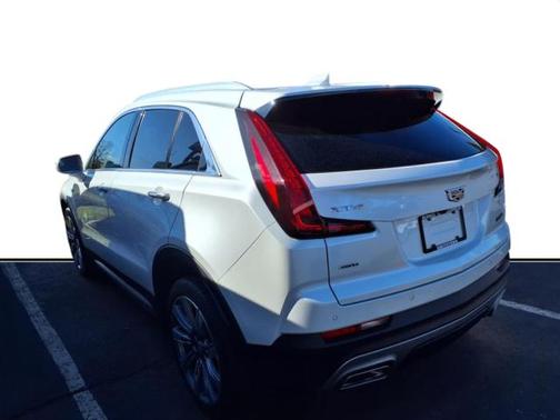 2021 Cadillac XT4 Premium Luxury