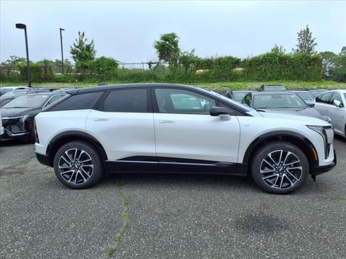 2025 Cadillac OPTIQ Sport 1 AWD