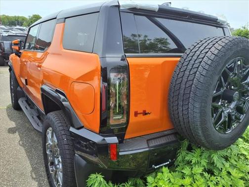 2024 GMC HUMMER EV SUV 2X