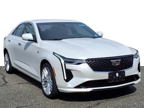 2022 Cadillac CT4 Premium Luxury