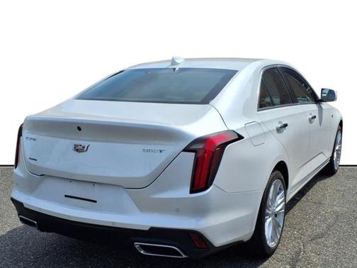 2022 Cadillac CT4 Premium Luxury