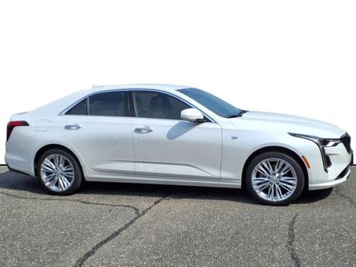 2022 Cadillac CT4 Premium Luxury