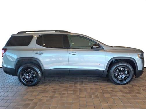 2023 GMC Acadia NA