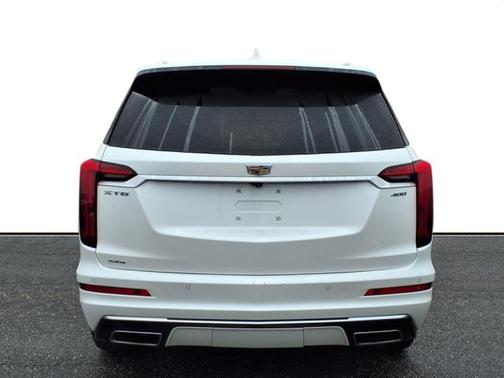 2023 Cadillac XT6 NA