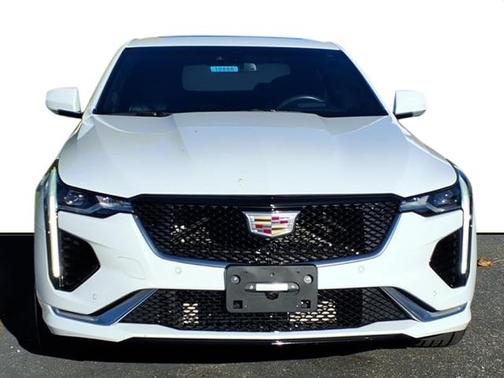 2023 Cadillac CT4 NA