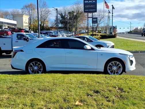 2023 Cadillac CT4 NA