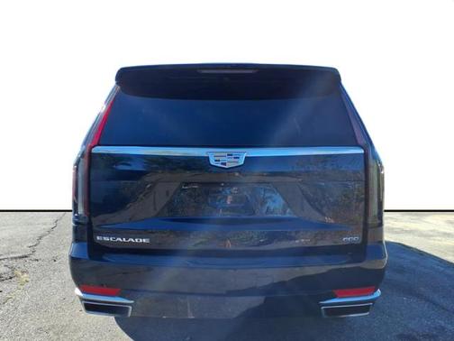2022 Cadillac Escalade ESV Premium Luxury